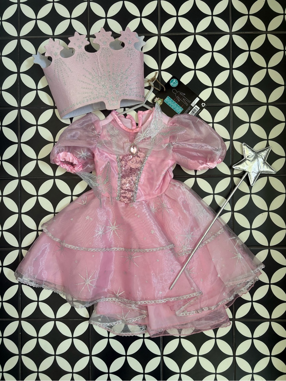 Glinda the Good Witch Costume (3T/4T) - Picture 2 of 4